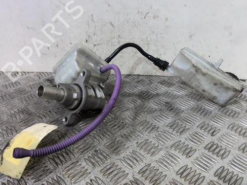 Used Brake master cylinder Brake master cylinder 20351922 20351922
