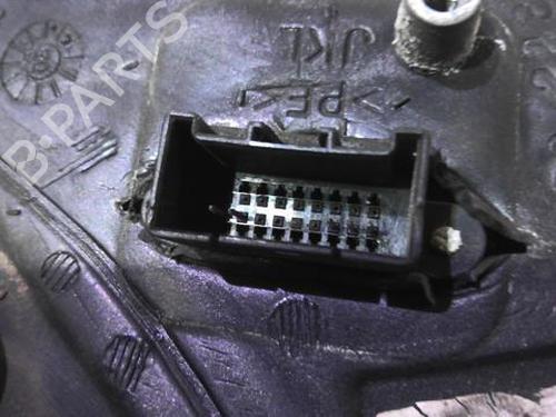 Used Right mirror Right mirror 21592317 21592317