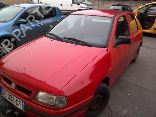 Left front indicator SEAT IBIZA II (6K1) 1.4 i | BP21810181C32 