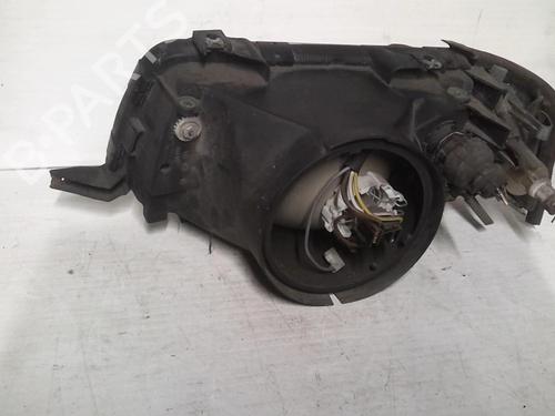 Used Right headlight Right headlight AUDI 80 B4 Saloon (8C2) 1.9 TD (75 hp) 20363179 20363179