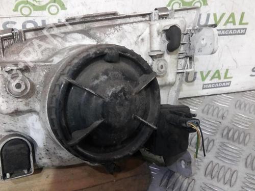 Faro derecho MITSUBISHI SPACE STAR MPV (DG_A) 1.3 16V (DG1A) (86 hp) 22004383