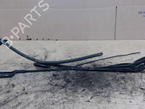 Used Front windshield wiper arm PEUGEOT 3008 II SUV (MC_, MR_, MJ_, M4_) 1.6 BlueHDi 120 (120 hp) 29318915