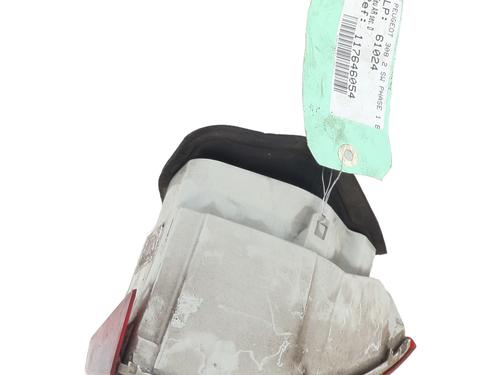 Højre baglygte bagklap PEUGEOT 308 SW II (LC_, LJ_, LR_, LX_, L4_) 1.6 BlueHDi 120 (120 hp) 31030318