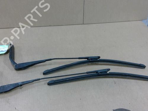 Used Front windshield wiper arm BMW 1 (E87) 118 d (122 hp) 29082532