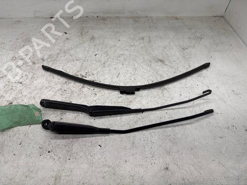 front-windshield-wiper-arm-renault-kangoo-kc01_-1997-25825195 main image