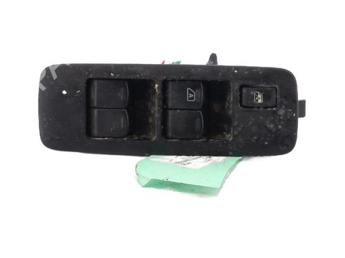 Interrupteur de vitre avant gauche NISSAN QASHQAI I (J10, NJ10) 1.6 (114 hp) 32098863