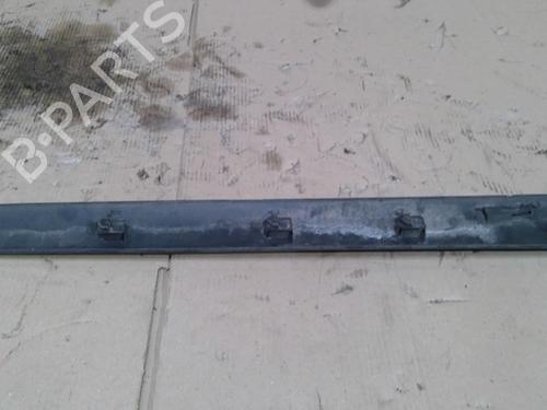 door-moulding-trim-renault-clio-ii-bb_-cb_-1998-1999-2000-2001-2002-2003-2004-2005-2006-2007-2008-2009-2010-2011-2012-2013-2014-2015-2016-31376609 main image