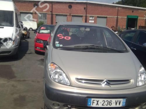 Right headlight CITROËN XSARA PICASSO (N68) 2.0 HDi | BP22003547C29 