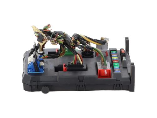 Used Fuse box PEUGEOT 207 (WA_, WC_) 1.4 HDi (68 hp) 28174903