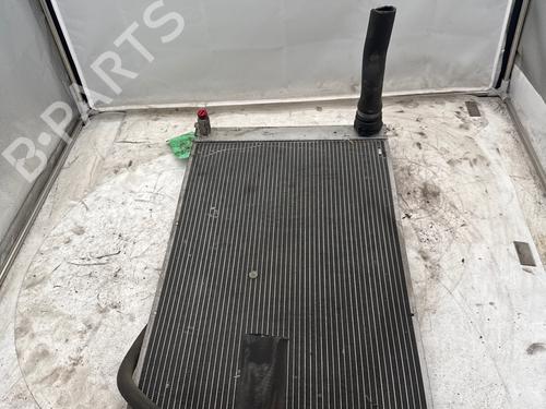 Used Water radiator Water radiator 37085899 37085899