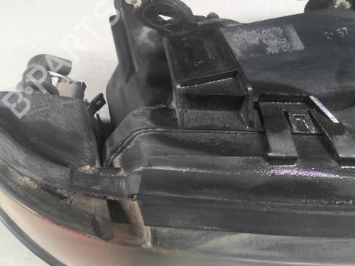 Used Right headlight BMW 5 (E39) 525 tds (143 hp) 22001514