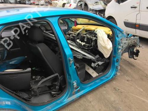 Front left panel RENAULT CAPTUR I (J5_, H5_) 1.5 dCi 90 (J5N4, J5M5, J5MW, J5M6, J5AL, J5AJ) | BP32849932C58  - Image 18