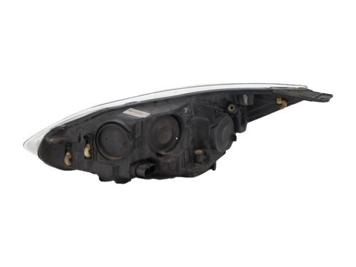 right-headlight-ford-focus-iii-2010-2011-2012-2013-2014-2015-2016-2017-2018-2019-2020-40223096 main image