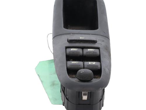Used Left front window switch PEUGEOT 406 (8B) 2.0 HDI 110 (109 hp) 29744454