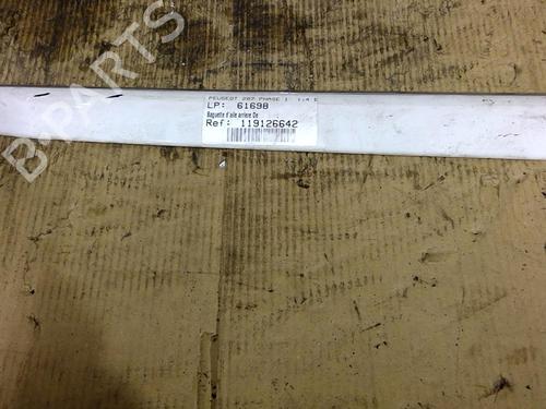 Andre PEUGEOT 207 (WA_, WC_) 1.4 16V (95 hp) 31704559