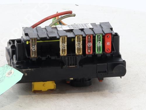 Used Fuse box Fuse box 38290358 38290358