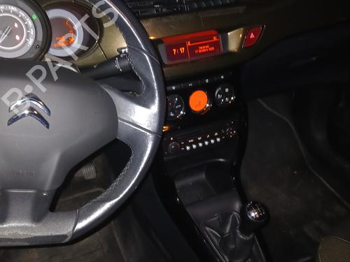 Front left lock CITROËN C3 II (SC_) 1.4 HDi 70 (SC8HZC, SC8HR0, SC8HP4) | BP32199735C98  - Image 9