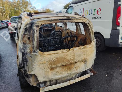 Left headlight CITROËN C3 Picasso (SH_) 1.6 HDi | BP31030436C28 