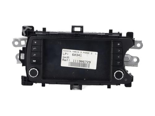 Used Display monitor TOYOTA YARIS (_P13_) 1.4 D (NLP130_, NLP130) (90 hp) 29143359