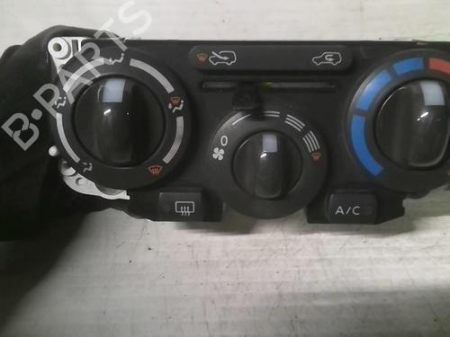 Used Climate control NISSAN MICRA III (K12) 1.2 16V (65 hp) 21998966