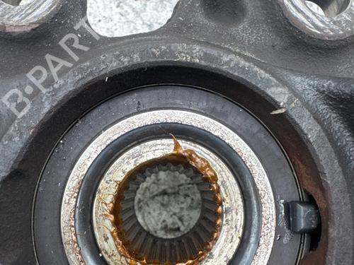Used Right front steering knuckle Right front steering knuckle FORD FOCUS III 1.6 TDCi ECOnetic (105 hp) 40440656 40440656