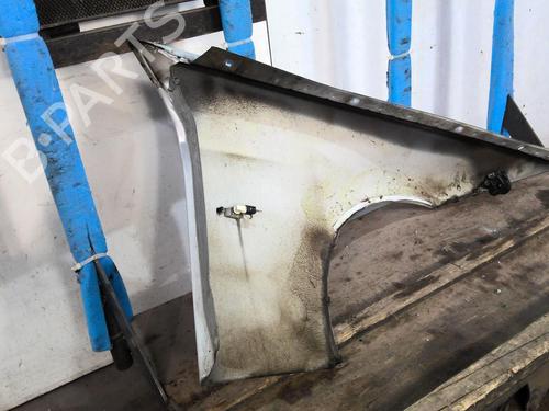 Left front fenders BMW 3 (E90) 318 d | BP20351407C41 