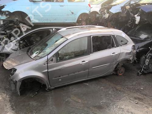 Fuse box RENAULT CLIO III Grandtour (KR0/1_) 1.5 dCi (KR0G) | BP31635323E1 