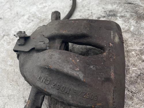 Left front brake caliper CITROËN C8 (EA_, EB_) 2.0 HDi 135 | BP37867576M105 - Image 2