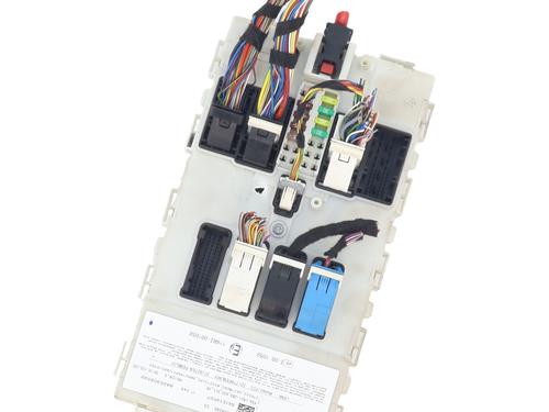 Used Fuse box Fuse box BMW 1 (F20) 118 d (150 hp) 35939298 35939298