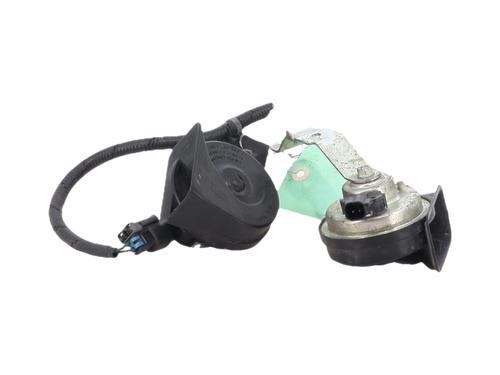 BP37743044E13 main image