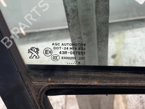 Used Front right quarter glass Front right quarter glass PEUGEOT 208 I (CA_, CC_) 1.2 VTI 82 (82 hp) 40613791 40613791
