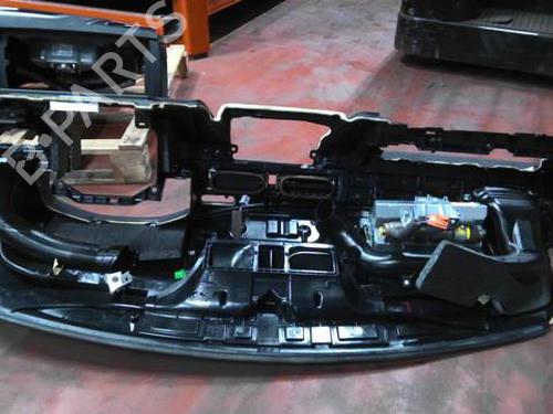 Dashboard VOLVO V70 III (135) D5 | BP30261715C46