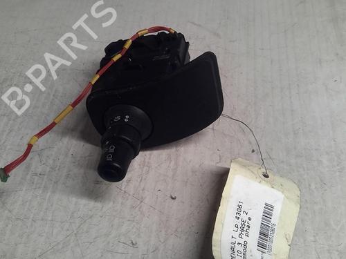 Used Switch RENAULT CLIO III (BR0/1, CR0/1) 1.5 dCi (C/BR0G, C/BR1G) (68 hp) 20368611