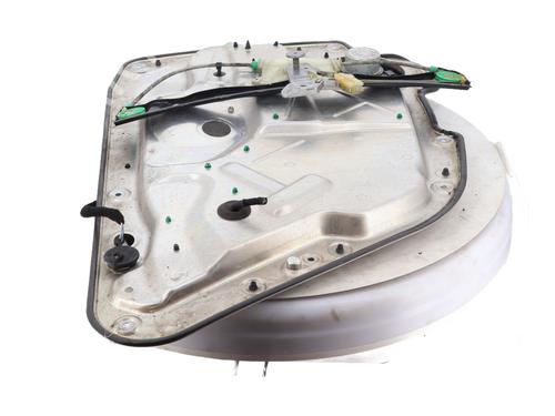 Rudehejsemekanisme Højre bagtil Rudehejsemekanisme Højre bagtil VW PHAETON (3D1, 3D2, 3D3, 3D4, 3D6, 3D7, 3D8, 3D9) 5.0 V10 TDI 4motion (313 hp) 22894523 22894523