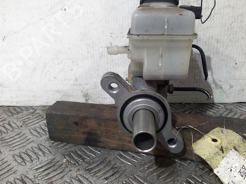 Used Brake master cylinder Brake master cylinder DACIA LODGY (JS_) 1.5 dCi (90 hp) 21572293 21572293