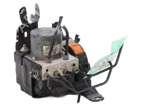 Used ABS pump PEUGEOT 308 II (LB_, LP_, LW_, LH_, L3_) 1.5 BlueHDi 130 (131 hp) 33004590