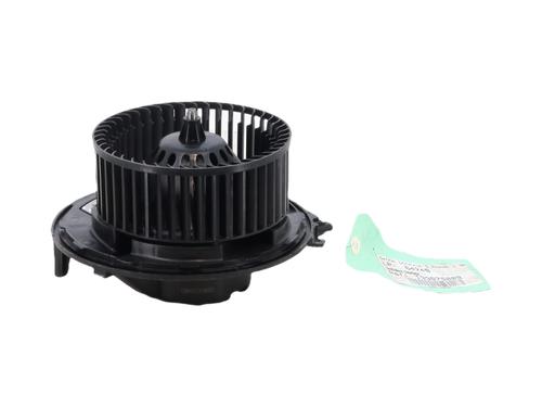 Used Heater blower motor Heater blower motor SKODA OCTAVIA III Combi (5E5, 5E6) 1.6 TDI (105 hp) 39957392 39957392