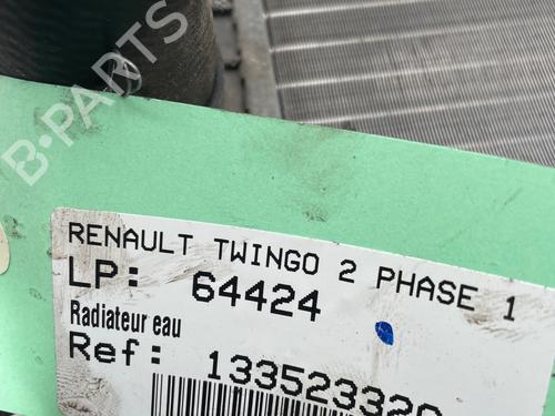 Used Water radiator Water radiator RENAULT TWINGO II (CN0_) 1.2 (CN0D) (58 hp) 39729221 39729221