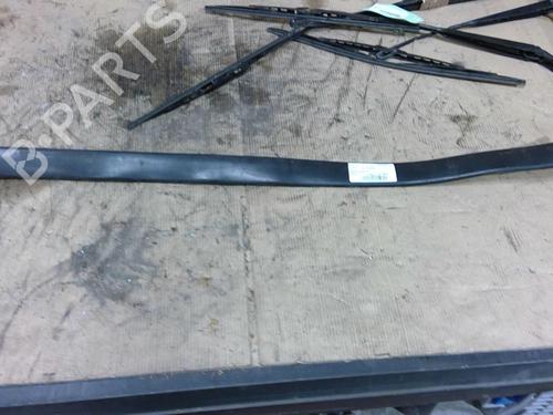 Used Door moulding trim RENAULT TWINGO I (C06_) 1.2 16V (C060) (60 hp) 31716125