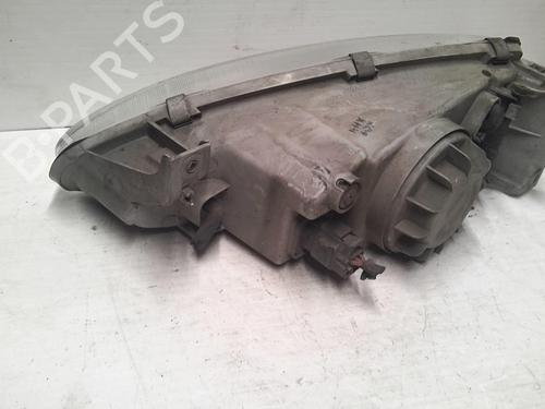 Used Right headlight Right headlight HYUNDAI LANTRA II (J-2) 1.9 D (68 hp) 20363189 20363189
