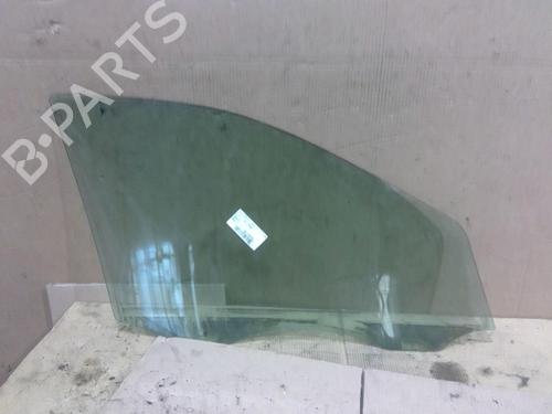 Vitre porte avant gauche MERCEDES-BENZ C-CLASS (W203) C 200 CDI (203.007) (122 hp) 31979619