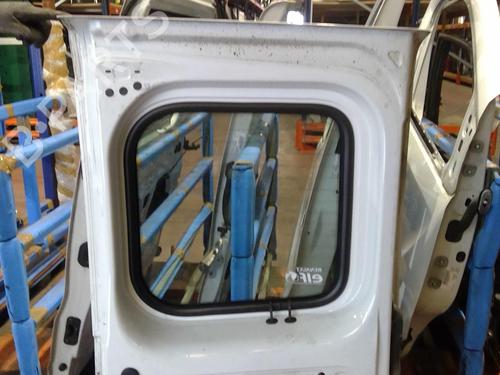 Left tailgate RENAULT TRAFIC III Bus (JG_) 1.6 dCi 125 (JGMH) | BP29855503C76