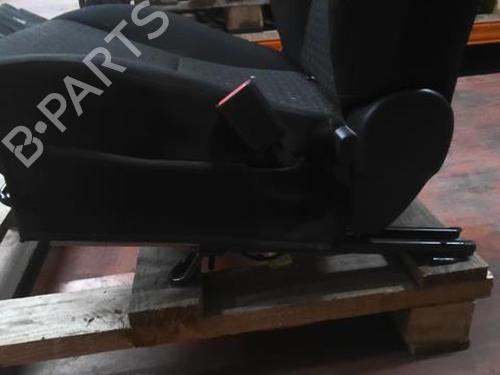 Right front seat TOYOTA YARIS (_P13_) 1.0 (KSP130_, KSP130) | BP29896705C16