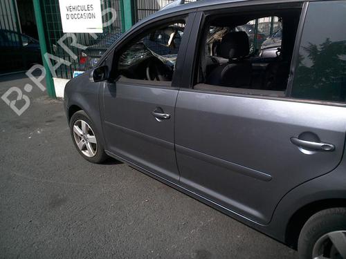 Right mirror VW TOURAN (1T1, 1T2) 2.0 TDI 16V | BP21592035C27 