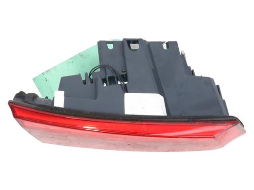 Heckleuchte links hinten für BMW 3 (F30, F80) 318 d (150 hp) 31704650