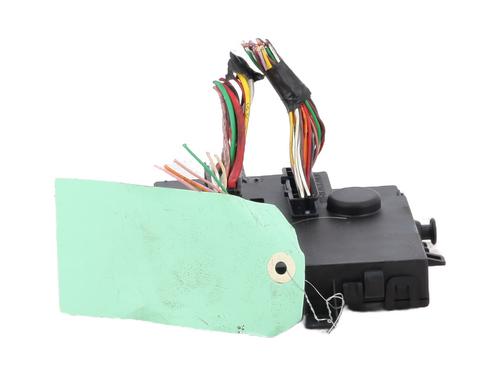 Used Fuse box Fuse box RENAULT TWINGO II (CN0_) 1.2 16V (CN04, CN0B) (75 hp) 27884678 27884678