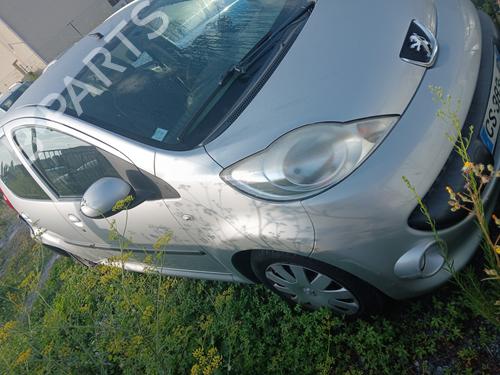 Front bumper PEUGEOT 107 (PM_, PN_) 1.0 | BP28354729C7 
