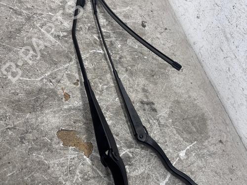 Front windshield wiper arm OPEL CORSA E (X15) 1.2 (08, 68) | BP40613886C143 - Image 2