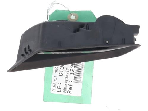 venstre-fortil-invendig-handtag-renault-megane-e-tech-suv-2021-33186670 main image