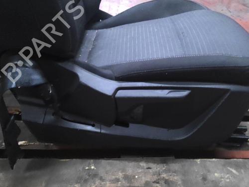 Right front seat RENAULT ARKANA I (LCM_, LDN_) 1.6 E-TECH 145 (LDMU) | BP30489832C16 